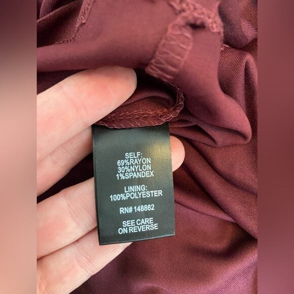 Torrid NWT Women's L Whimsigoth Romantic Velvet Rose Mesh Fit & Flare Wine Top - Picture 6 of 9